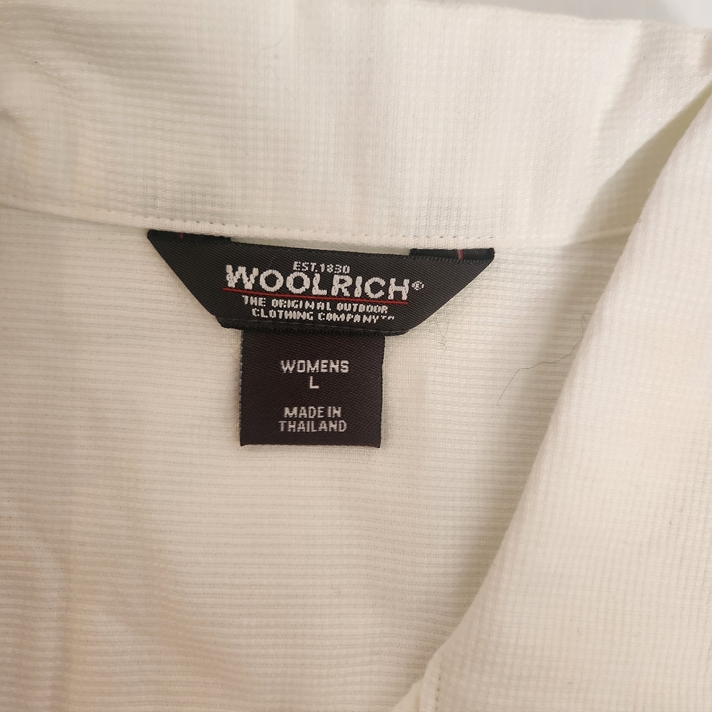 Vintage Woolrich White Short Sleeve Button Down Shirt, Size Large 100% Cotton